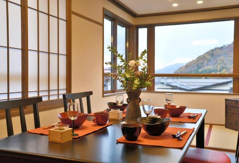 Дом 3 Спальни, Ryokan Sakaya
