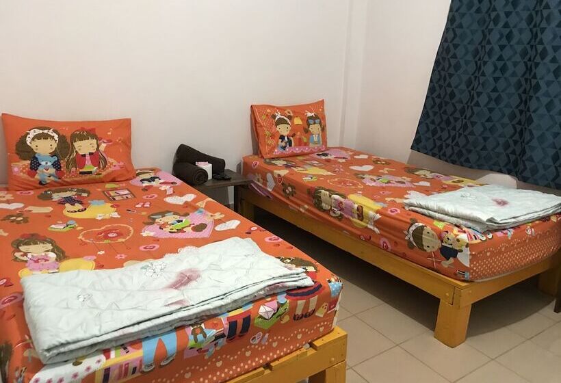 Номер Стандарт, Miss Hong House