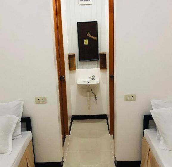 스탠다드 룸, Lr Hostel And Cafe