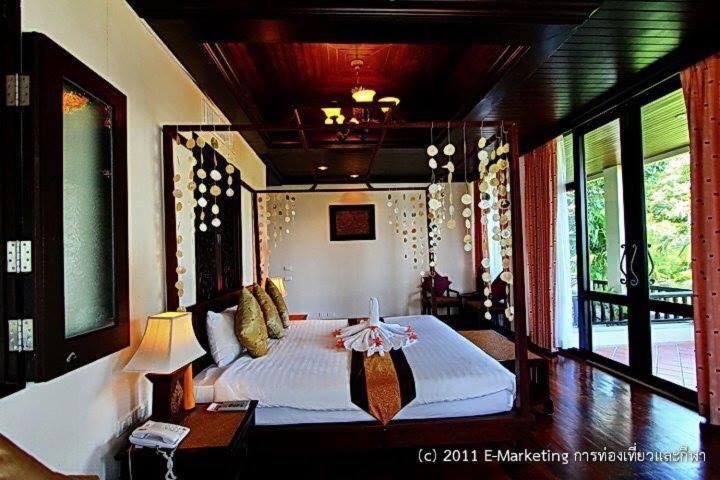 Номер Deluxe, Racha Kiri Resort & Spa, Khanom