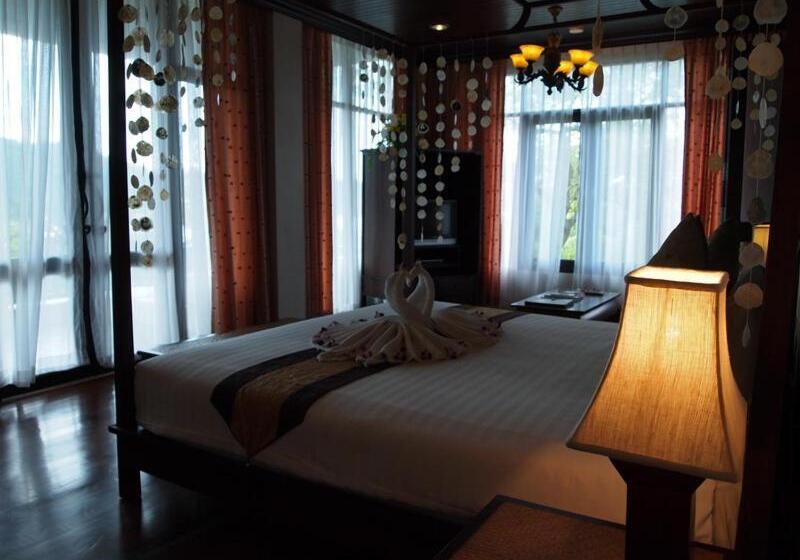 Номер Deluxe, Racha Kiri Resort & Spa, Khanom