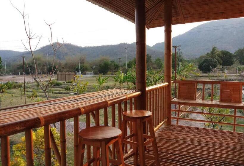 Номер Стандарт Вид на Горы, คูณ เนื่อง ฟาร์ม สเตย์ หัวหิน Koon & Nueang Farm Stay Hua Hin