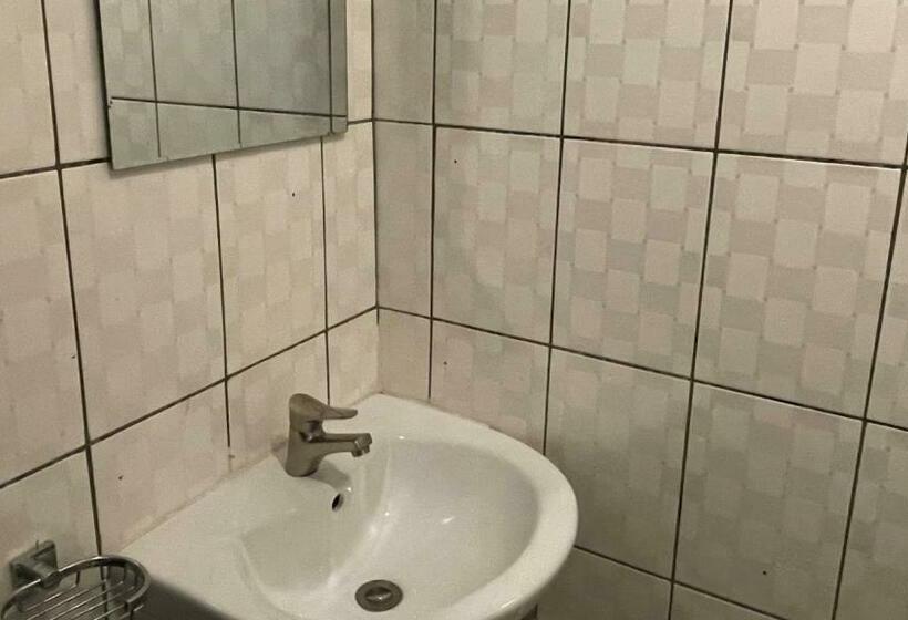 اتاق استاندارد, Platinum Hotel Douala