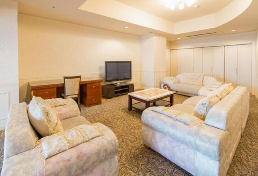Королевский Люкс, Spa Resort Livemax