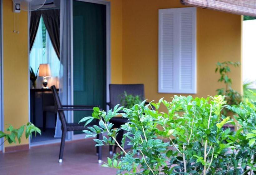 Трехместный Номер Superior Вид на Сад, The Ocean Residence Langkawi