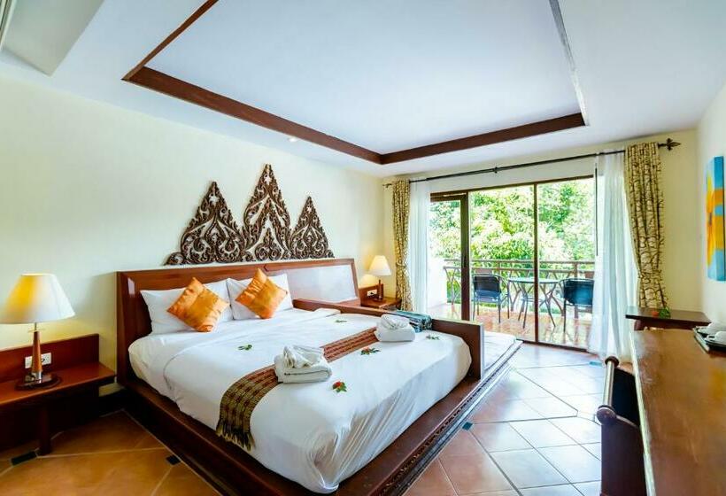 Номер Стандарт Вид на Бассейн, Ao Nang Bay Resort