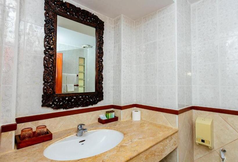 Номер Deluxe Вид на Море с Балконом, Ao Nang Bay Resort