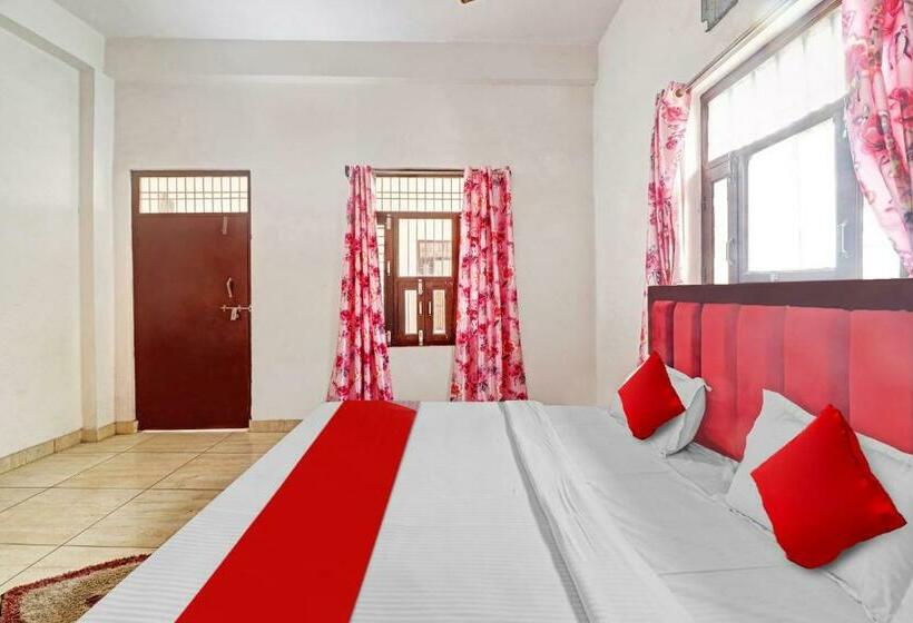 Трехместный Номер Классика, Oyo Flagship 81170 Choice Guest House