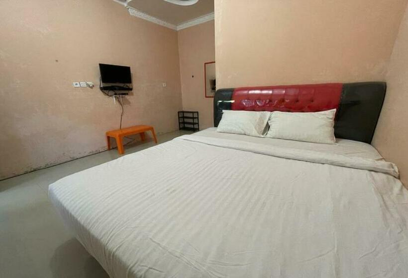 Номер Deluxe, Oyo 92464 Efniati Homestay Syariah