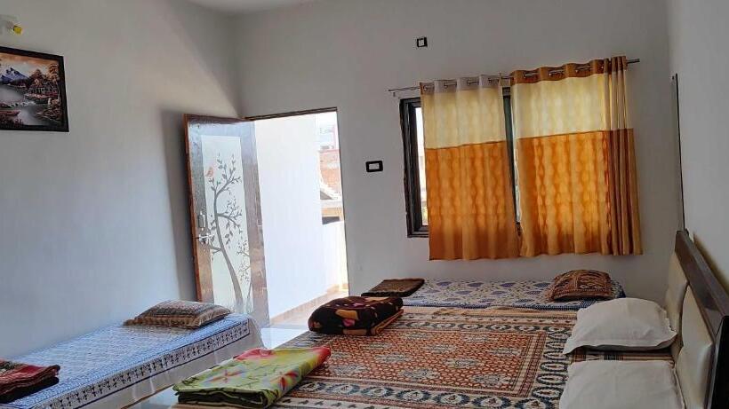 带1个卧室的公寓, Oyo Home 81057 Mahakali Homestay