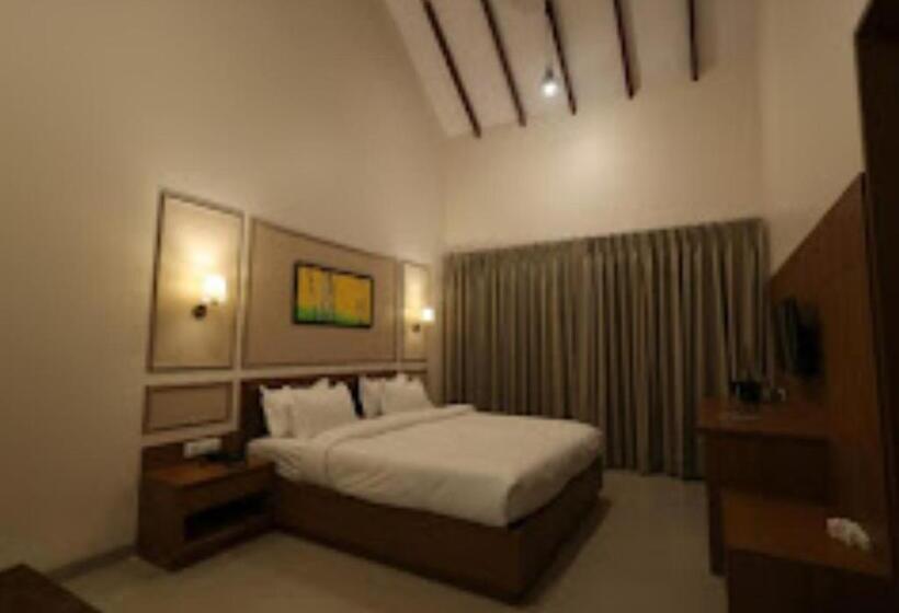 Номер Стандарт, Baba Resort Nandurbar