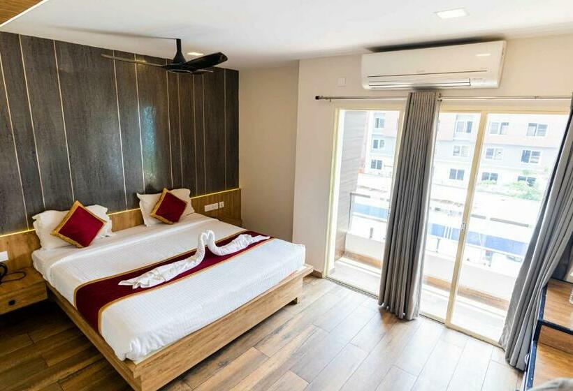 Номер Deluxe, Aalia