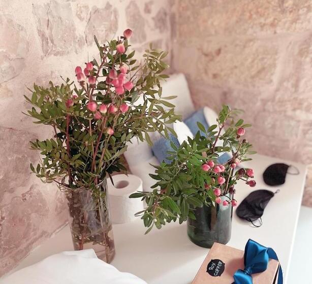 デラックスルーム, Hydria Guest House Art Gallery