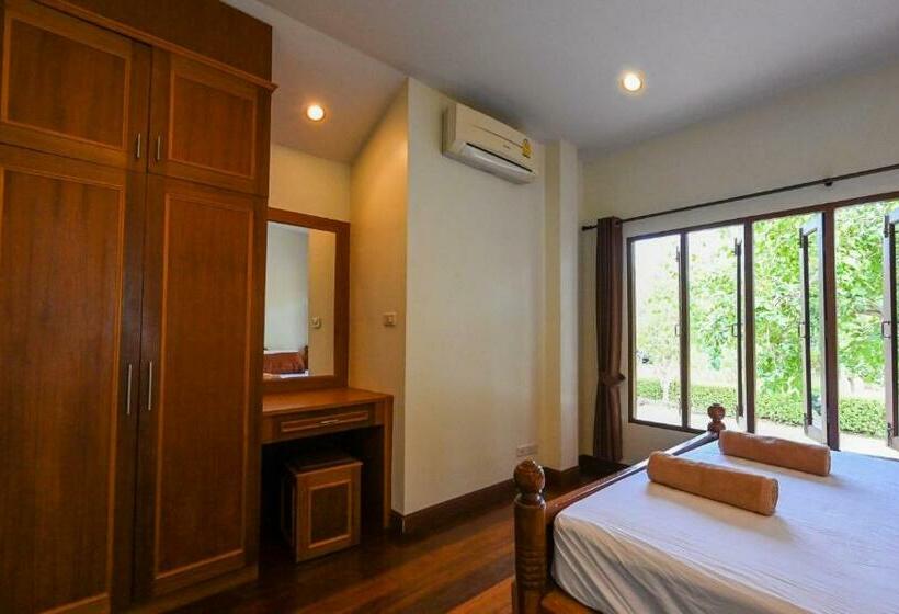 스탠다드 테라스 룸, Poowadee Resort