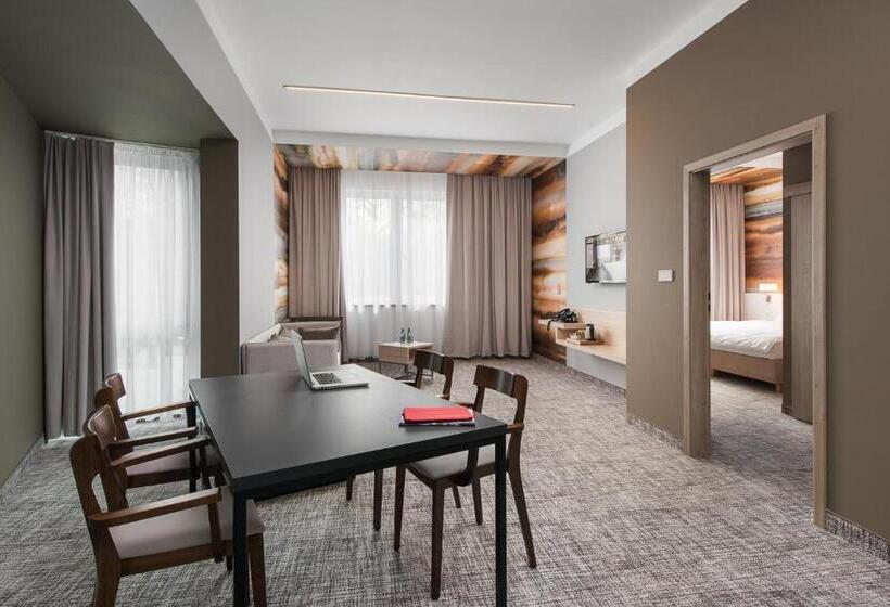 سوییت, Park Hotel & Restauracja Browar Brzeg