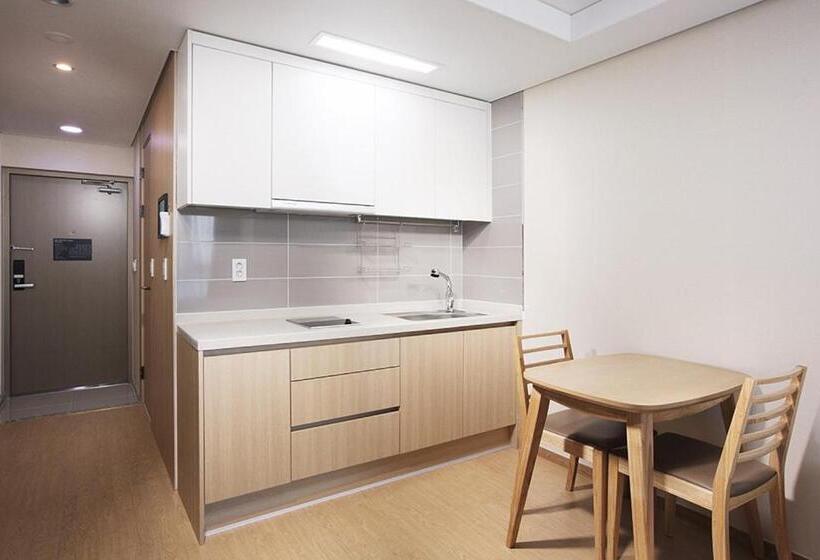 Номер Superior, Crown Harbor Hotel Busan