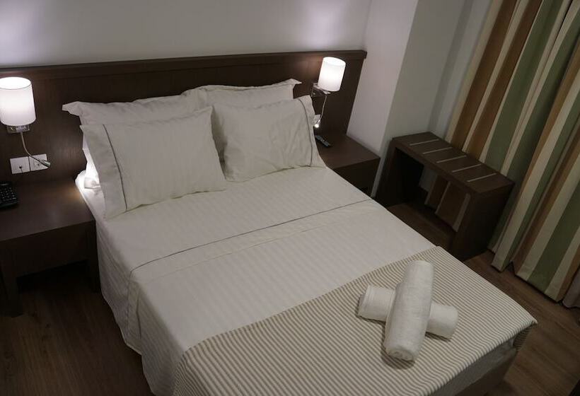 Номер Economy, Piraeus Port