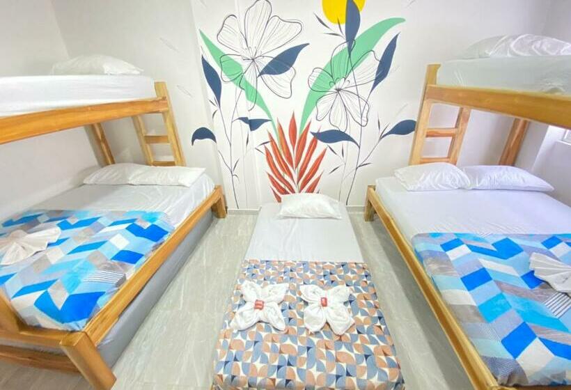 패밀리 룸, Hostal Las Flores