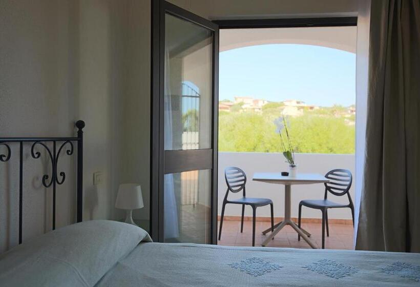Номер Deluxe с Балконом, La Smeraldina Resort