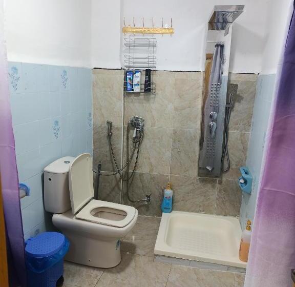 سوئیت 2 خوابه, Hostel ـ Karak Dream