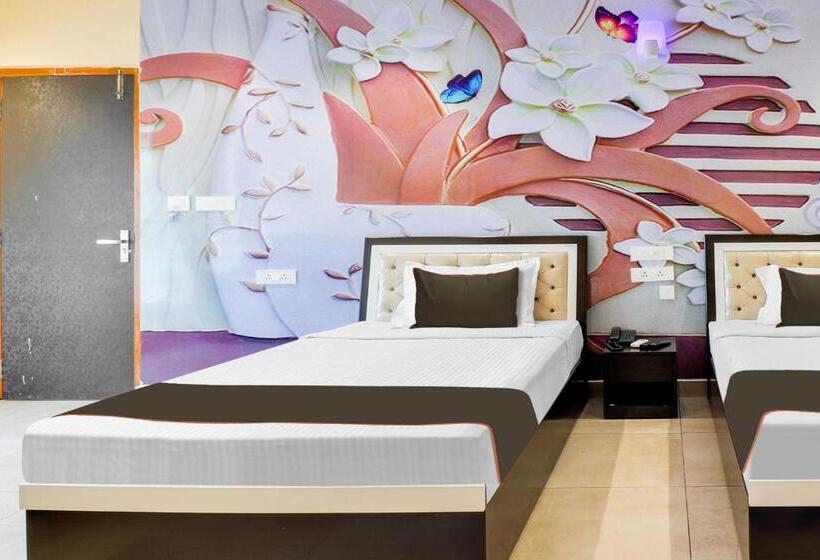 三人经典房间, Collection O Hotel Simhadri