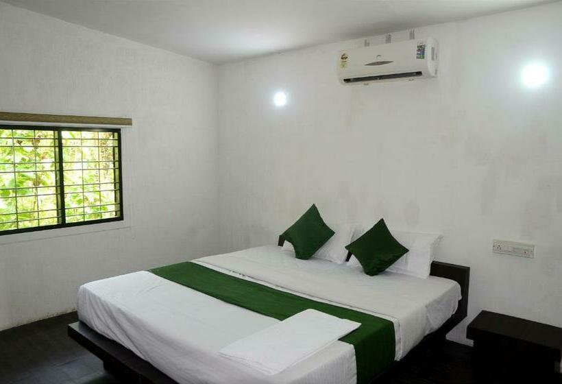 Номер Deluxe Вид на Сад, Misty Ghats Resort