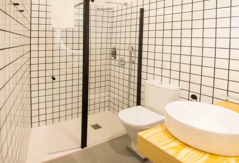 スタンダードルーム, Kalidas Hostel Suites