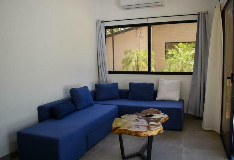 Апартаменты 1 Спальня Вид на Бассейн, Blue Window Boutique Villas