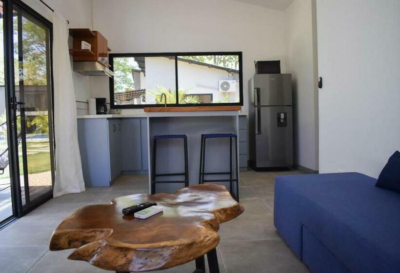 Апартаменты 1 Спальня Вид на Бассейн, Blue Window Boutique Villas