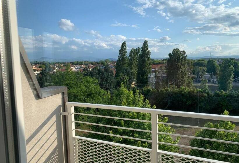 Апартаменты 1 Спальня, Daniel Apartments