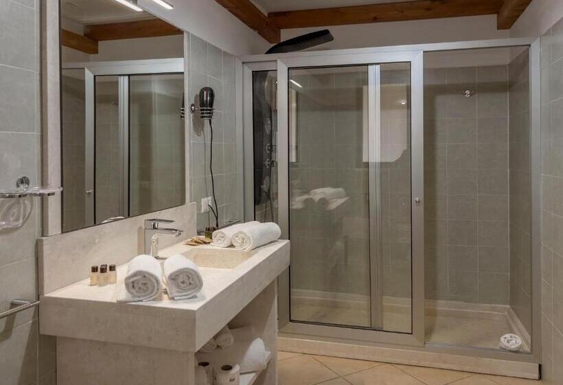 Трехместный Номер Superior, Rurale Orti Di Nora & Spa