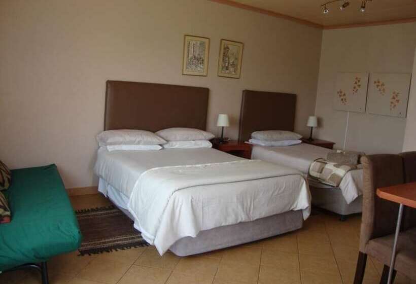 Семейный Номер, Gateway Guesthouse