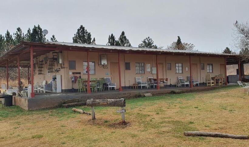 四人标准间, Drakensberg Bush Lodge And Backpackers