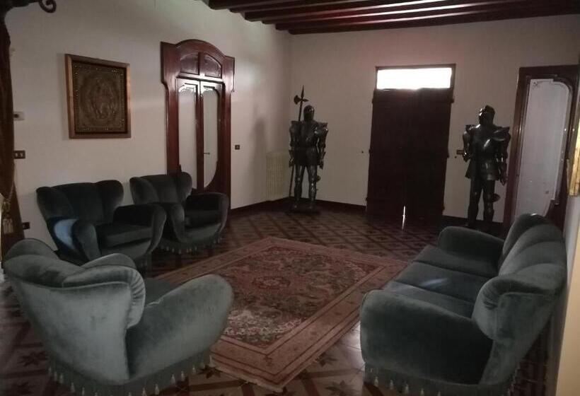 اتاق استاندارد با سرویس بهداشتی مشترک, Appartamento Degli Alfieri