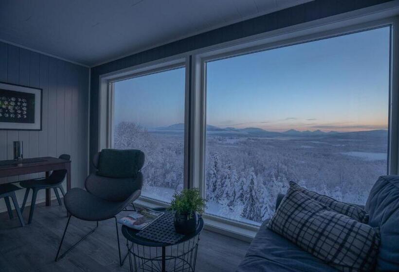1 Sovrums Lägenhet, Aurora Borealis Observatory