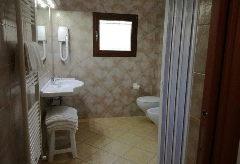 Четырехместный Номер Стандарт, Borgo Cerasa