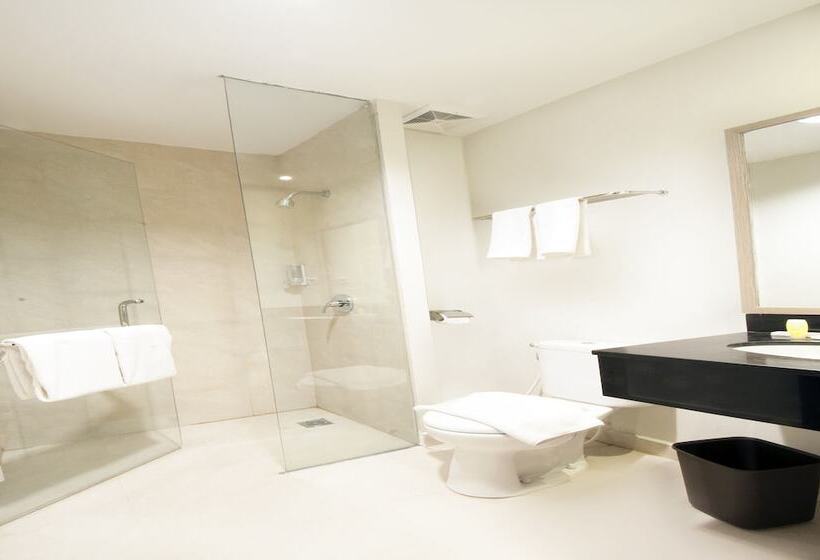 수피리어 룸, Genio Hotel Manado