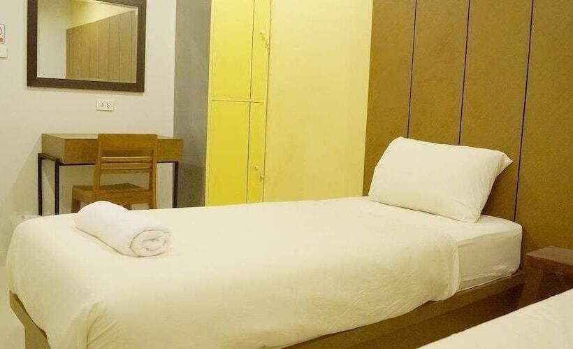 חדר סטנדרט חדר אמבטיה משותף, Sunny Hostel Chiangmai @tha Pae