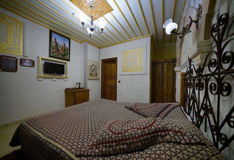 اتاق اقتصادی داخلی, Alaturca House
