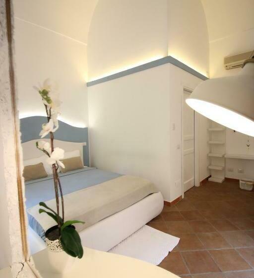 Номер Стандарт с Террасой, S'o Smart B&b Tropea