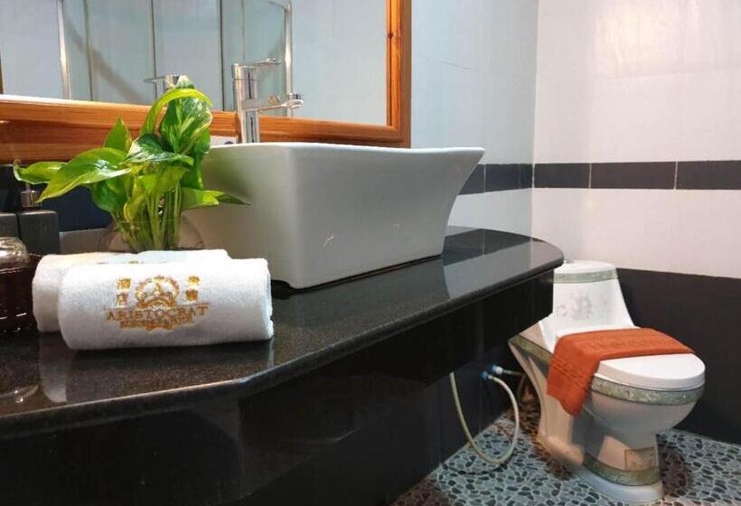 Номер Deluxe, Aristocrat Residence &