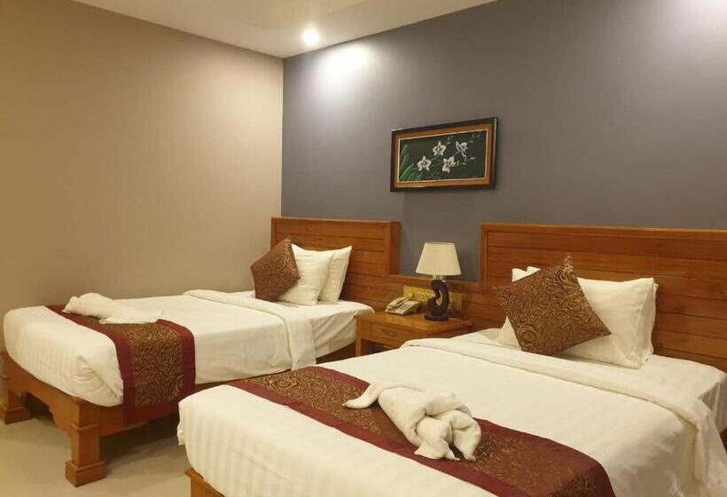 Номер Deluxe, Aristocrat Residence &
