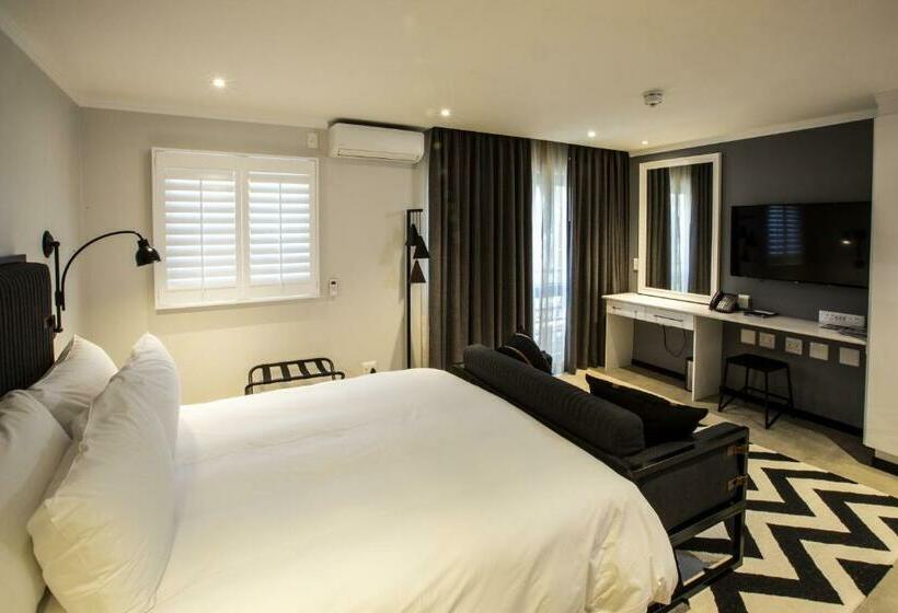 חדר סטודיו סטנדרד, Max Executive Apartments