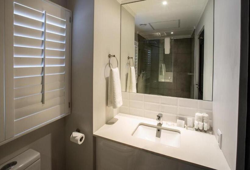חדר סטודיו סטנדרד, Max Executive Apartments