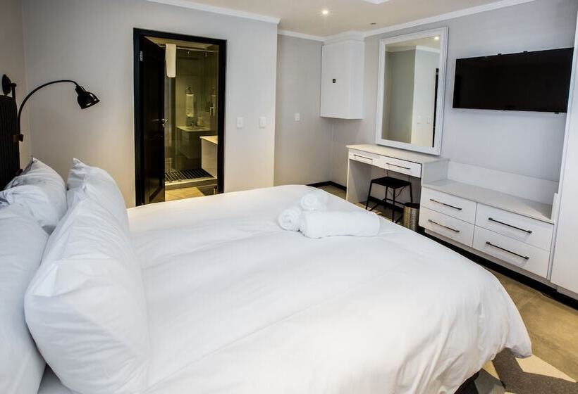 דירת שני חדרים, Max Executive Apartments