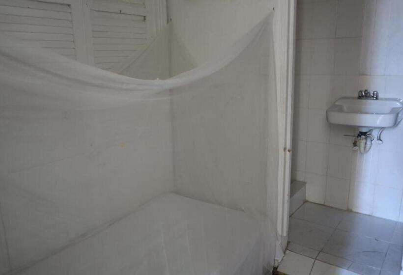 اتاق استاندارد, Florita