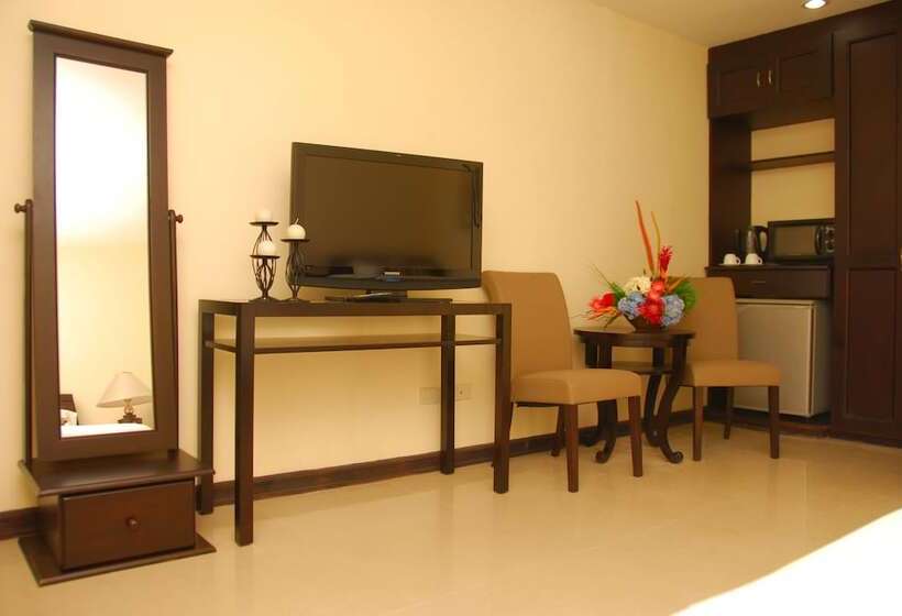 デラックスルーム, The Suites At Calle Nueva