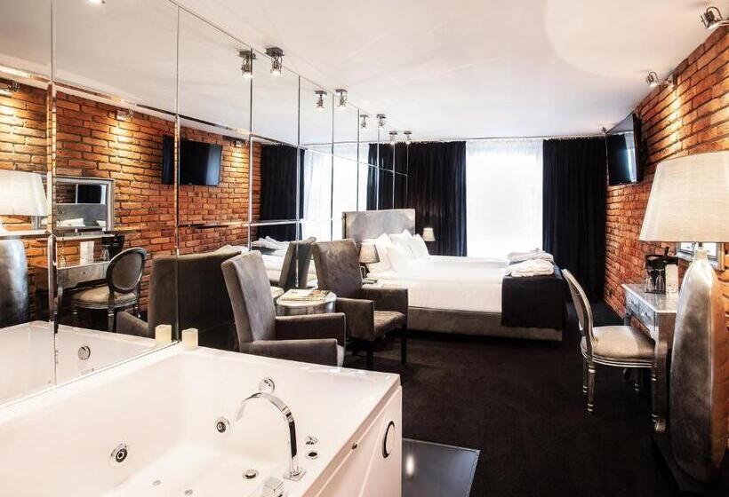 اتاق لوکس با چشم‌انداز, Betmanowska Main Square Residence Adults Only