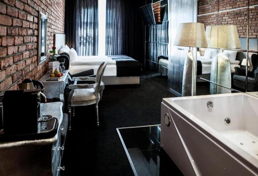 اتاق لوکس با چشم‌انداز, Betmanowska Main Square Residence Adults Only