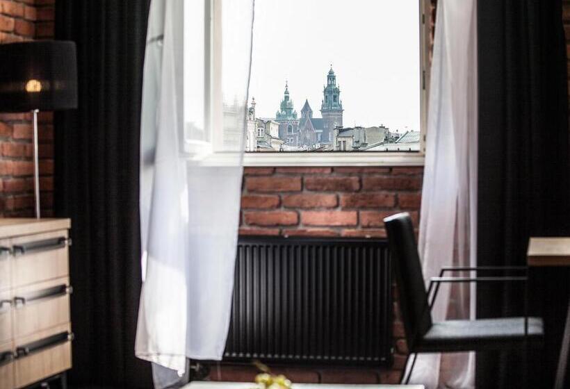 سوئیت با چشم‌انداز, Betmanowska Main Square Residence Adults Only